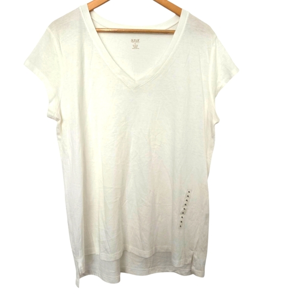 NWT Lot Of 3 Women's Tops Size XL - Picture 1 of 12